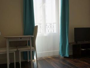 Location appartement 1 pièce 25 m² à Lyon 8 (69008)