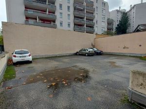 Garage et place de parking