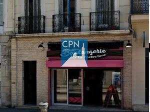 Location local commerciale 162m2 - Rue de Rome