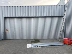 Local d'activité 450 m²