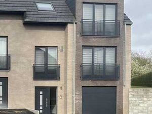 Maison 3 façades Sart-Dame-Aveline Neuve