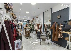 Murs commerciaux 31 m² AUBAGNE