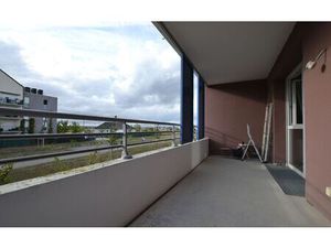 Location appartement  60.44 m² T-3 à Chevigny-Saint-Sauveur  830 €