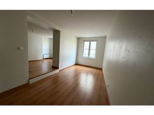 Location appartement  m² T-3 à Limoges  576 €
