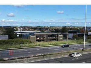 Bureau moderne et durable de 519 m² près de la R0 à Wemme...