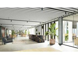 611 m² de bureaux nouvellement construits à 250 m ( !!) d...