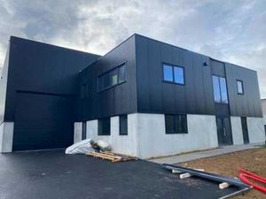 A LOUER - SAINTES - ENTREPOT + BUREAUX