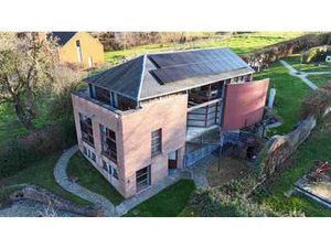 Villa atypique et spacieuse au coeur d'Ittre - Environnement