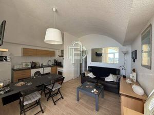 Mme. Alexandra Dufour