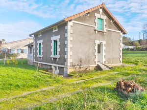 Maison à vendre à La Rochebeaucourt-et-Argentine (24340) - Dordogne