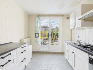 Mme. Christine Ghazal