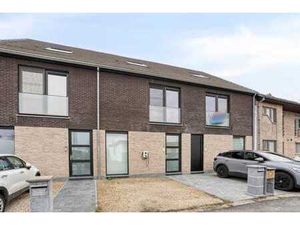 Maison moderne avec trois chambres à proximité du centre de