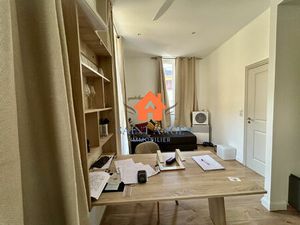 Location appartement 2 pièces 35 m² à Toulon (83000)