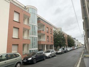 5 pièces au cœur de Tours Giraudeau avec terrasse de 42 m²