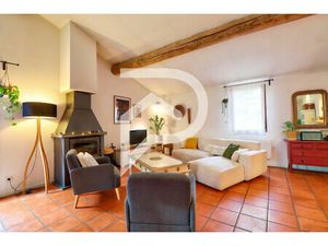 VILLA TYPE 5 PLAFOND CATHEDRALE AU CALME LUMINEUSE AVEC ACCES VERDON A VINON SUR VERDON