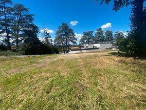 Terrain constructible viabilisé à vendre