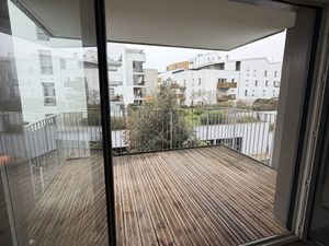 Jolie T2 de 41 20 m2 avec terrasse et parking - Bordeaux Cha