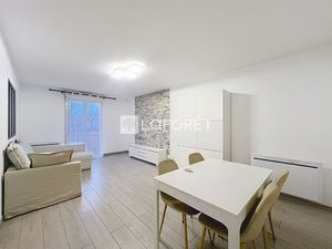 LOCATION MEUBLÉE - APPARTEMENT LIEUSAINT - 3 pièces - 66 07 m2 - 2 places de parking - cav