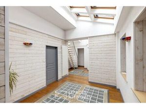 Appartement en dernier étage et terrasse sur les toits du Vieux-Lille