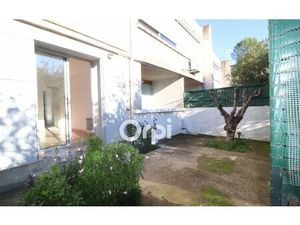 Location appartement  47.5 m² T-2 à Roquevaire  733 €