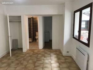 Studio 25 m² rénové – Plain-pied – Cour calme – Linas