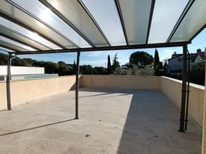 Magnifique 2p Meuble a l Année  st jacques