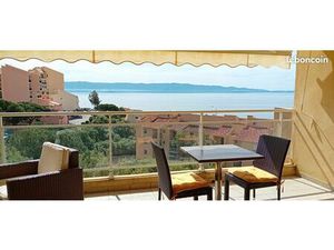 Studio meuble vue mer