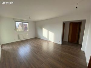 3 pièces de 70 m2 avec balcon à louer