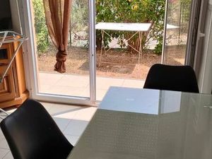 Studio avec petit jardin