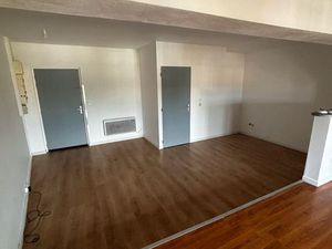 T4 DUPLEX DE 92m² - SAINTE BAZEILLE