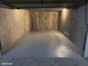 Grand Garage 6eme Vitton Tête d’or 19 M2