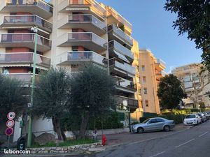 Local cave stockage le cannet