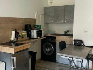 Loue studio non meublé dans résidence standing