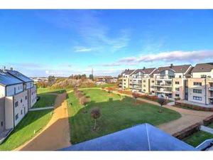 MAGNIFIQUE PENTHOUSE DUPLEX 4 CHAMBRES AVEC PARKING PRIVATIF