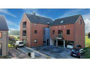 duplex 2 chambres + emplacemenduplex 2 chambres + emplacemen