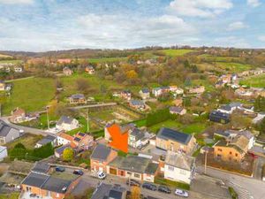 Maison 2-3 ch 135m² + espace comme/atelier 167m² + parking