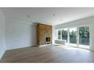 appartement rénové avec vue imprenable à Neder-Over-Heembeek