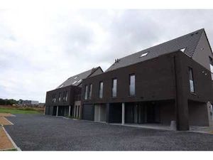 Superbe appartement au rez-de-chaussée avec garage et jardin