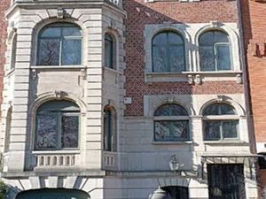 Churchill Molière Brugmann très belle maison de maitre 5 ch