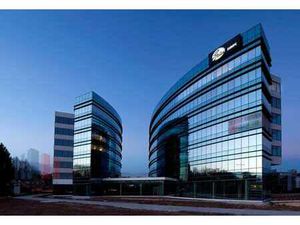 712 m² de bureaux à louer à proximité de l'E40 Erembodege...