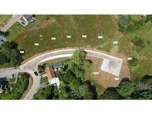 Terrain à bâtir – Calme  verdure et accessibilité