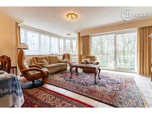 Appartement 2 Chambres avec Balcons et Climatisation à Bever