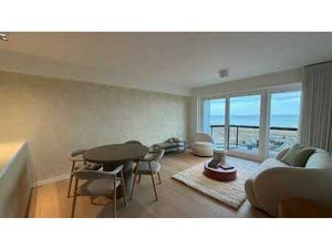 EXCLUSIF APPARTEMENT AVEC VUE FRONTALE SUR LA MER