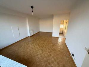 Evere - grand studio 50m² - 810 euro + charges 125 euro