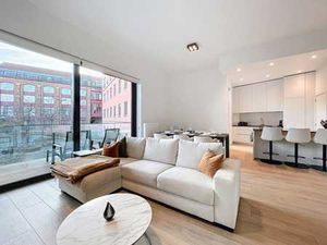 App. de luxe 2 chambres avec terrasse à St-Joost-ten-Node.