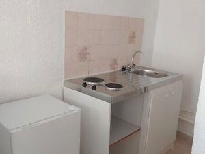 Location appartement 1 pièce 20 m² à Toulon (83000)
