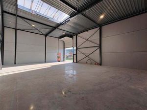 Bien professionnel à louer à Oostkamp € 1.295 (LIQ4N) | Zimmo