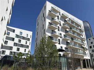 Superbe appartement 1 ch. avec grande terrasse