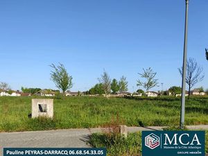 Vente terrain 481 m² à Aire-sur-l'Adour (40800)  28 380 €