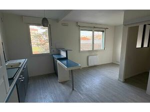 Location appartement  m² T-1 à Villeurbanne  777 €